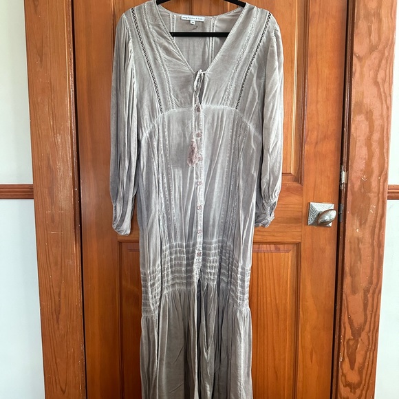 Young, Fabulous and Broke boho dress, size medium - Picture 3 of 4